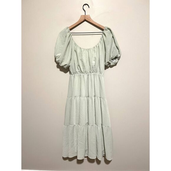 ASTR The Label Smocked Tiered Maxi Dress Sage Size Medium - Picture 3 of 10